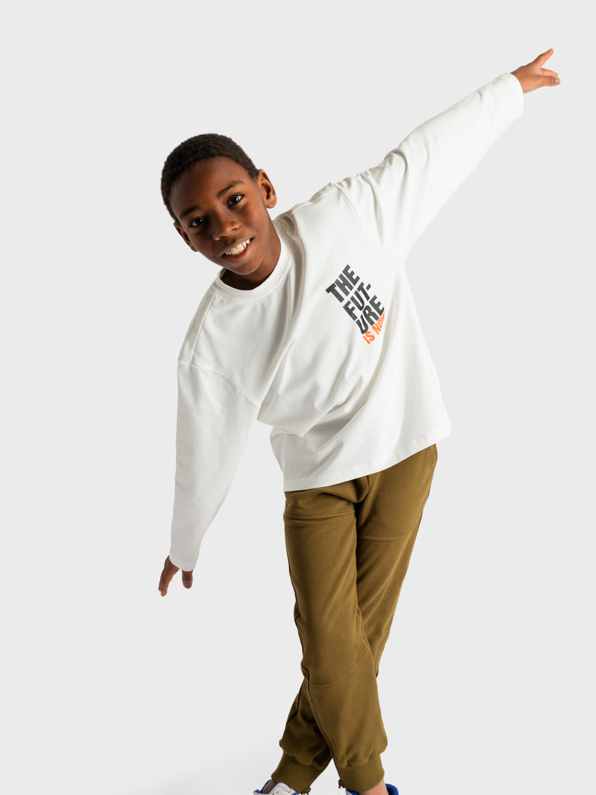 1753787157_18ab80fef9585c531a4e4dd11bf67d89 Manga Comprida Menino - Image 1